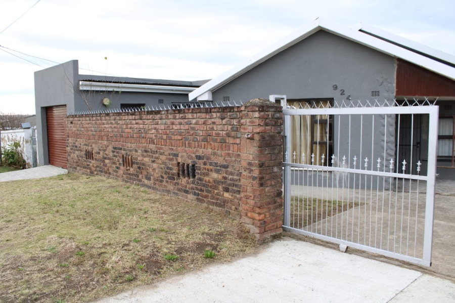 4 Bedroom Property for Sale in Mdantsane Nu 9 Eastern Cape